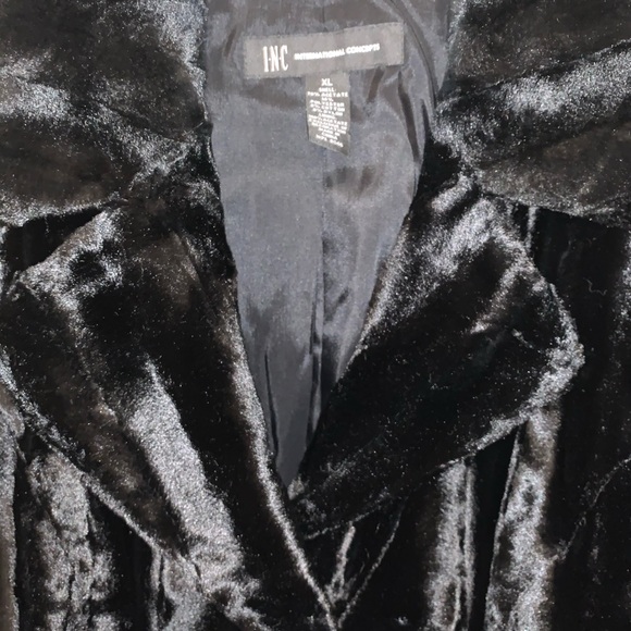 Jacket - Picture 2 of 4